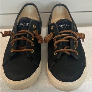 Sperry Black Canvas Woman’s Shoes with Brown Raw Hide Laces Size 7.5